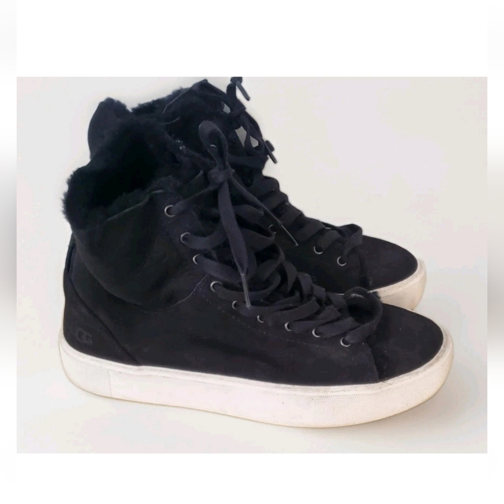 UGG Beven Women's Size 8 Black Suede Shearling Lined High Top Shoes